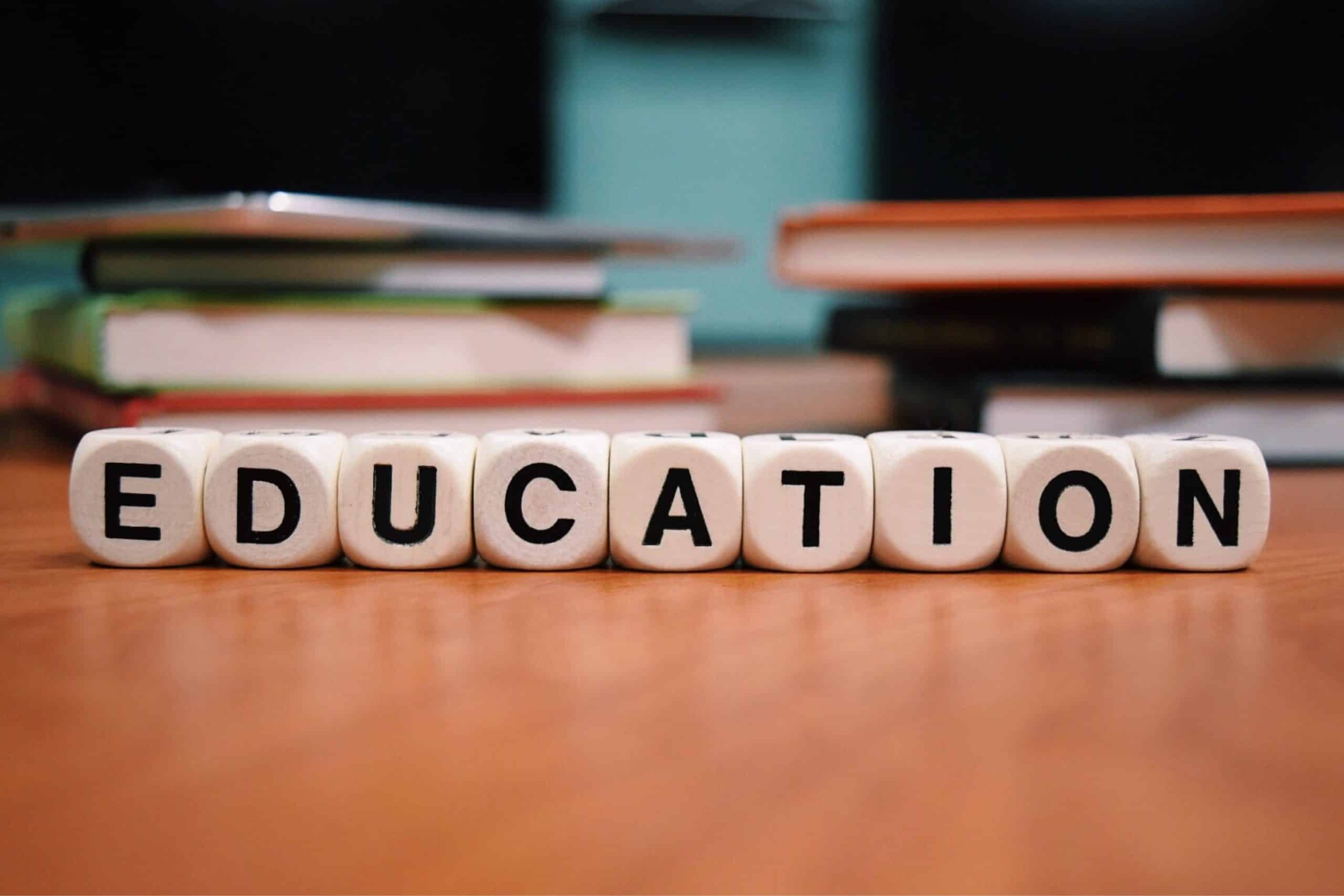 Education and Training Pathways for Becoming a Construction Worker