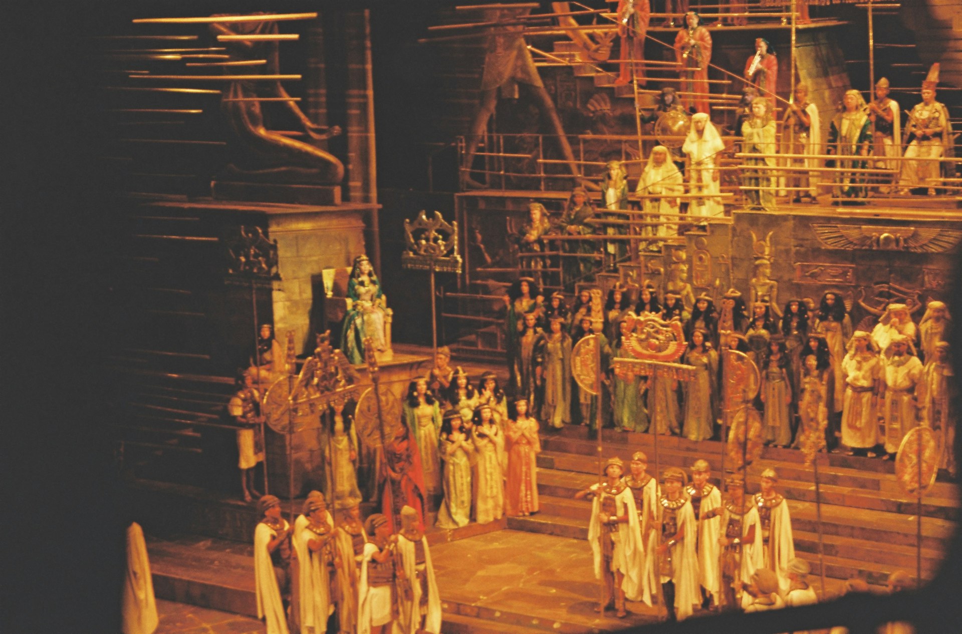 Understanding the Cultural History of Theater and Performance: From Ritual to Modern Stage