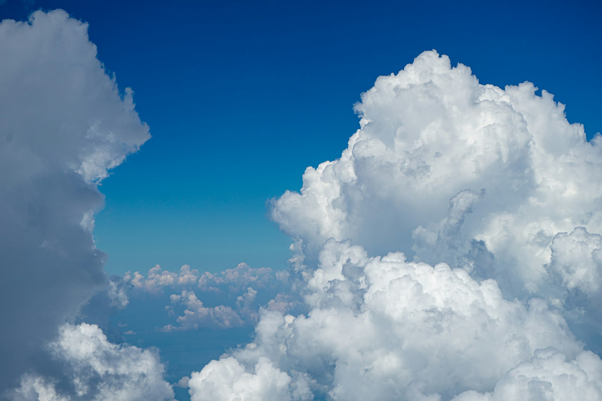 Unlocking Career Growth in the Cloud Computing Industry: Opportunities, Strategies, and Pathways