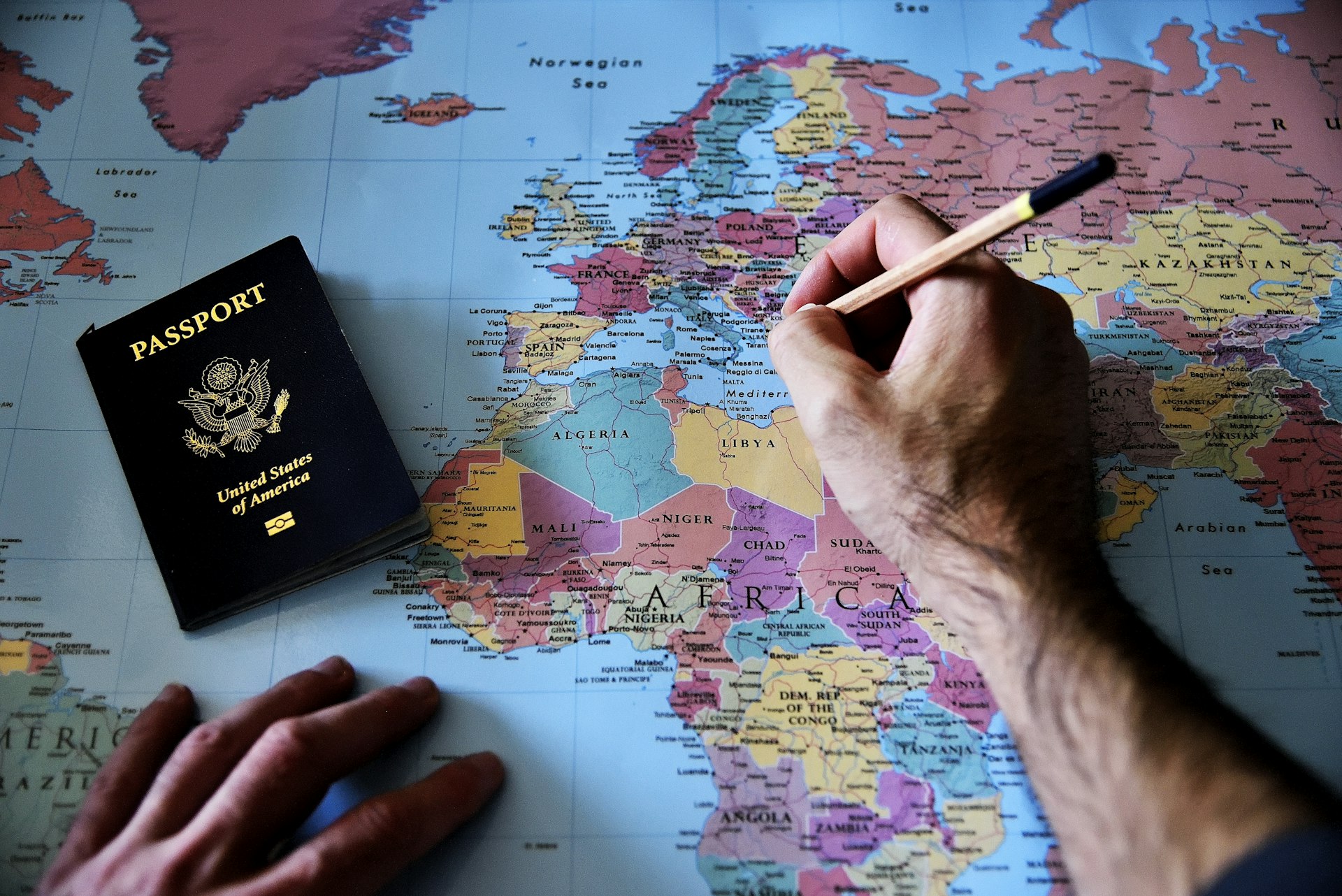 Unlocking Global Careers: Opportunities in Cross-Border E-Commerce